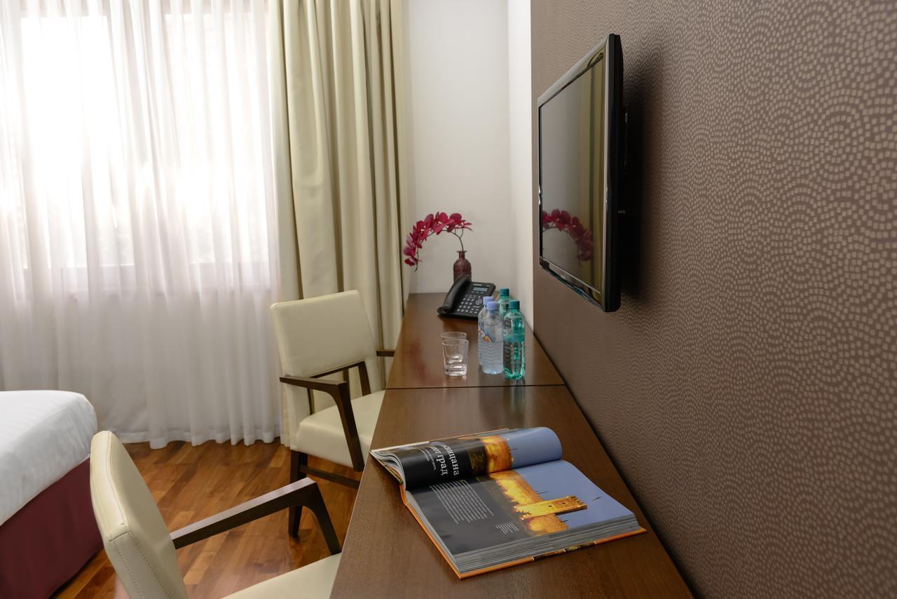 City5 Rooms & Suites By Lsa Скопье Экстерьер фото